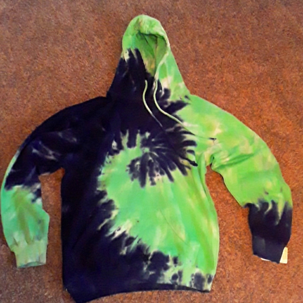 Tie Dye NWT Dreamsicle Adult hooded sweatshirt